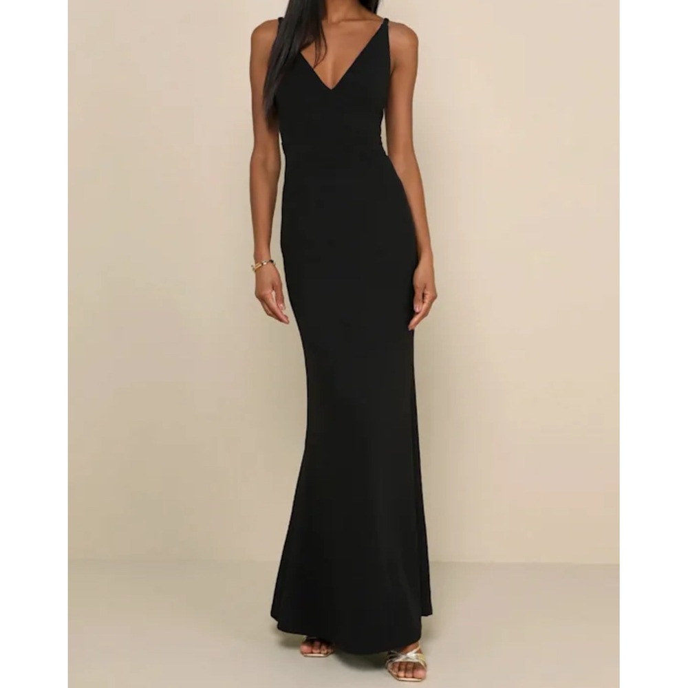 Lulus Melora Black V Neck Sleeveless Mermaid Evening Gown Maxi Dress XS NWT